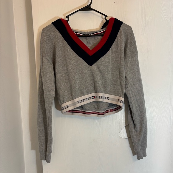 Tommy Hilfiger Tops - Tommy Hilfiger Gray Cropped Varsity Hoodie W Elastic Waistband Womans Size Small